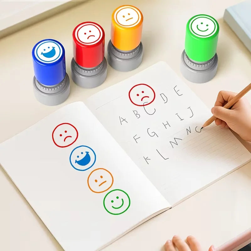Set de 4 sellos de caritas para profesores – Feedback y corrección